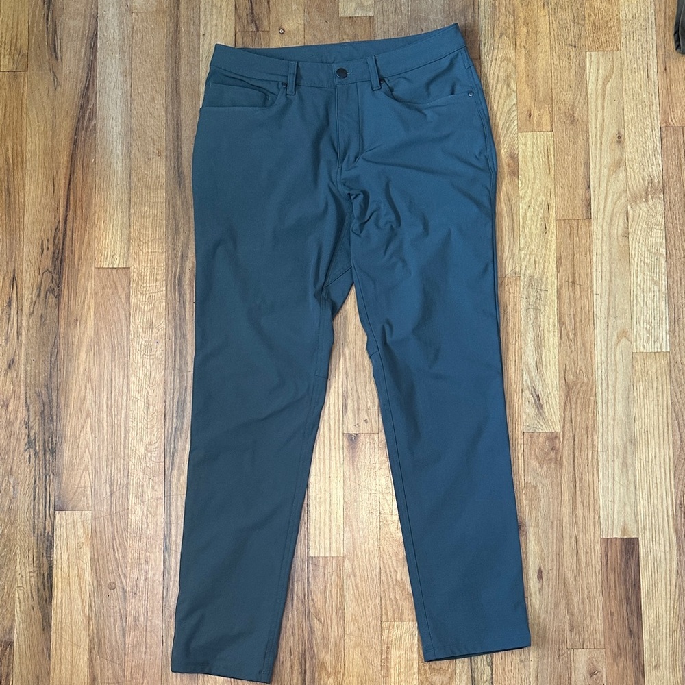 lululemon athletica commission Men's Dark Sage Green Stretch Pants